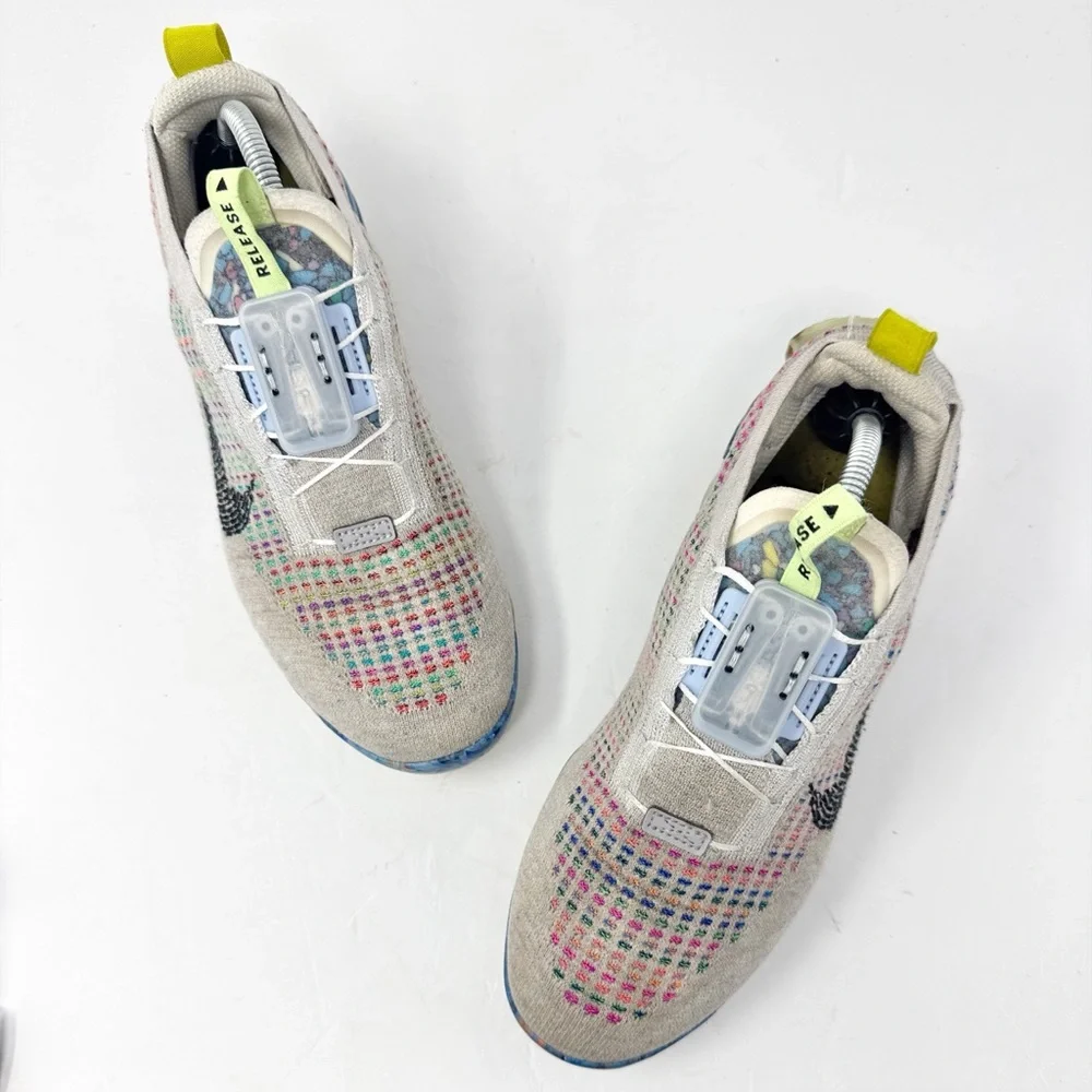 Nike Air Vapormax 2020 Flyknit Pure Platinum Multicolor Kids Size 5.5